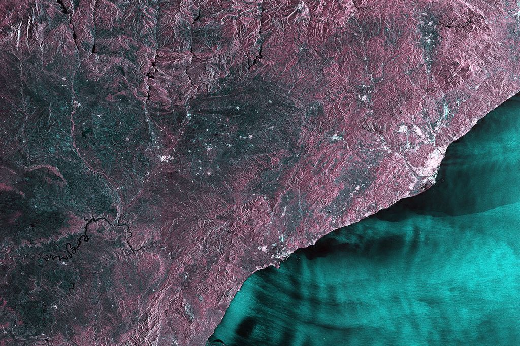 Cataluña. Imagen de radar del Sentinel 1A Cataluña. Imagen de radar del Sentinel 1A