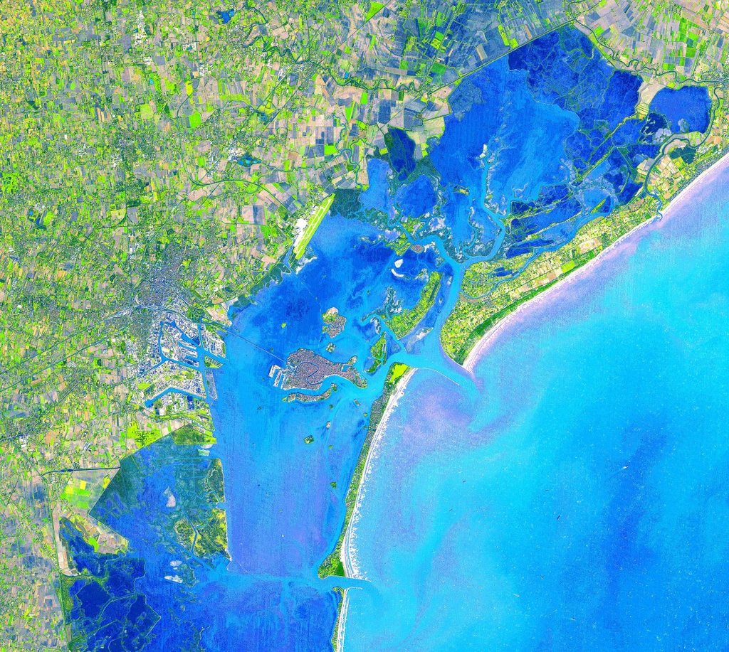 Venecia en una imagen de diciembre de 2001. NASA/METI/AIST/Japan Space Systems, and U.S./Japan ASTER Science Team